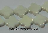 CAG3425 15.5 inches 14*14mm flower white agate gemstone beads